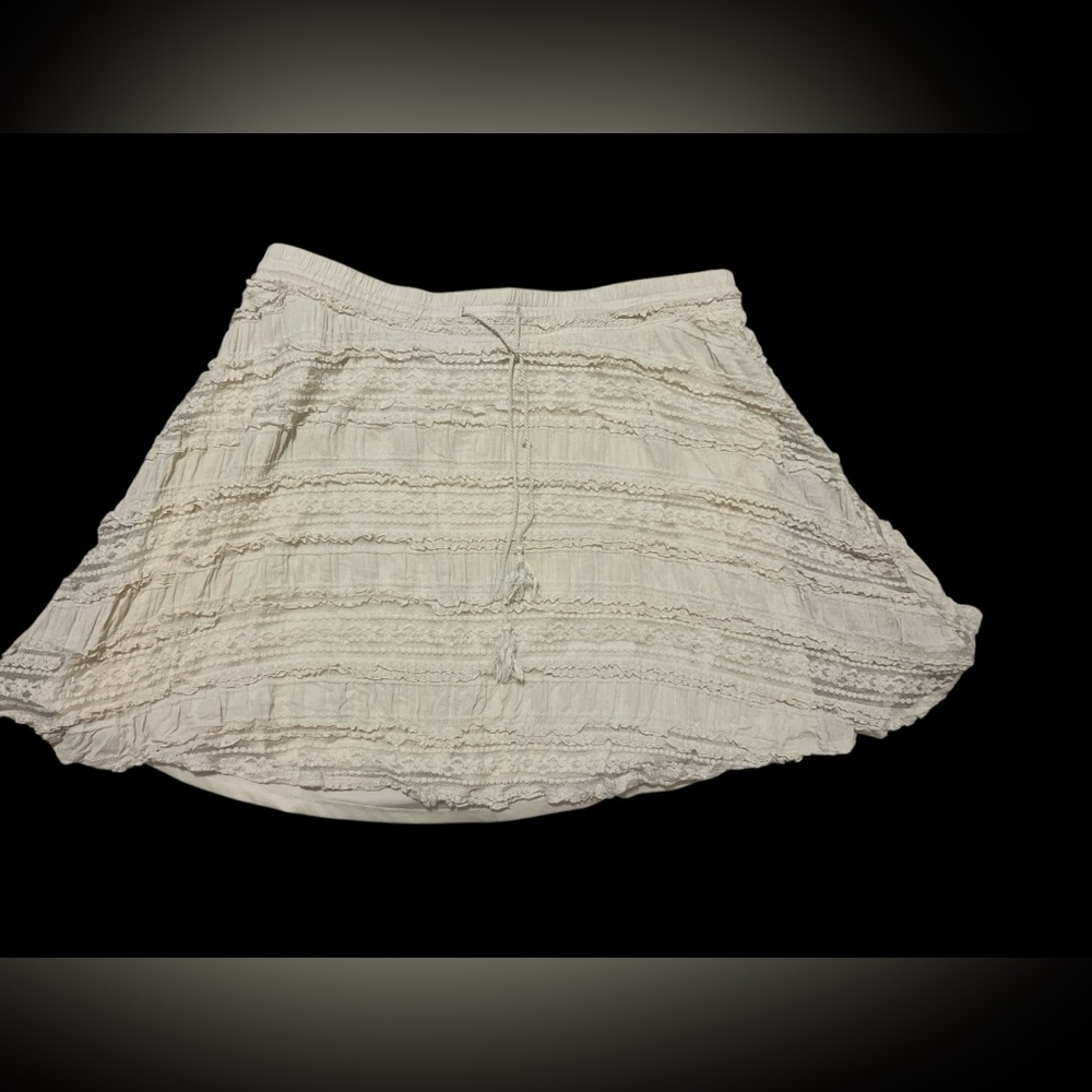 Torrid Beige Lace Skirt Size 3